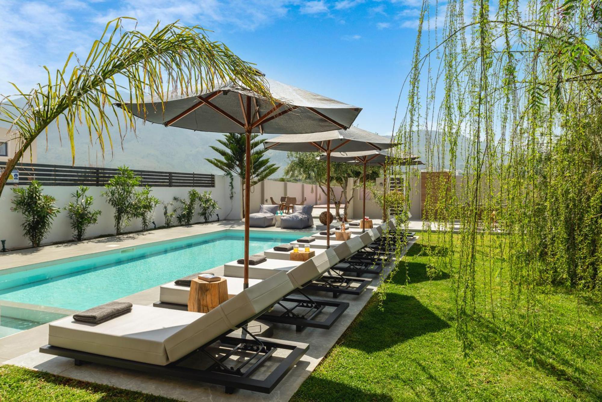 Hypnosis Beachside Villa With Private Heated Pool Georgioupoli Esterno foto