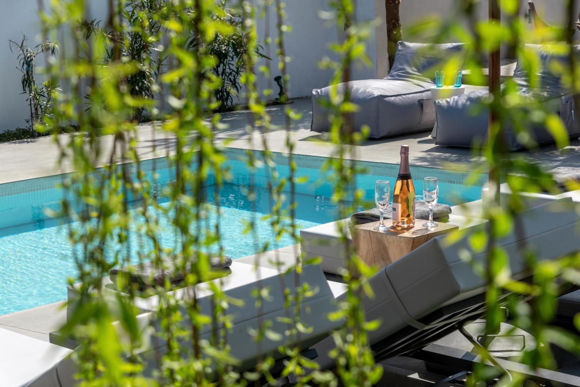 Hypnosis Beachside Villa With Private Heated Pool Georgioupoli Esterno foto